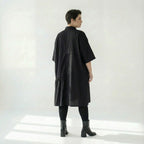 Schwarzes Oversize-Kleid Damen von Caraclan aus Baumwoll-Popeline, EU 40 bis 50, luftig, asymmetrisch, Übergang, Avantgarde