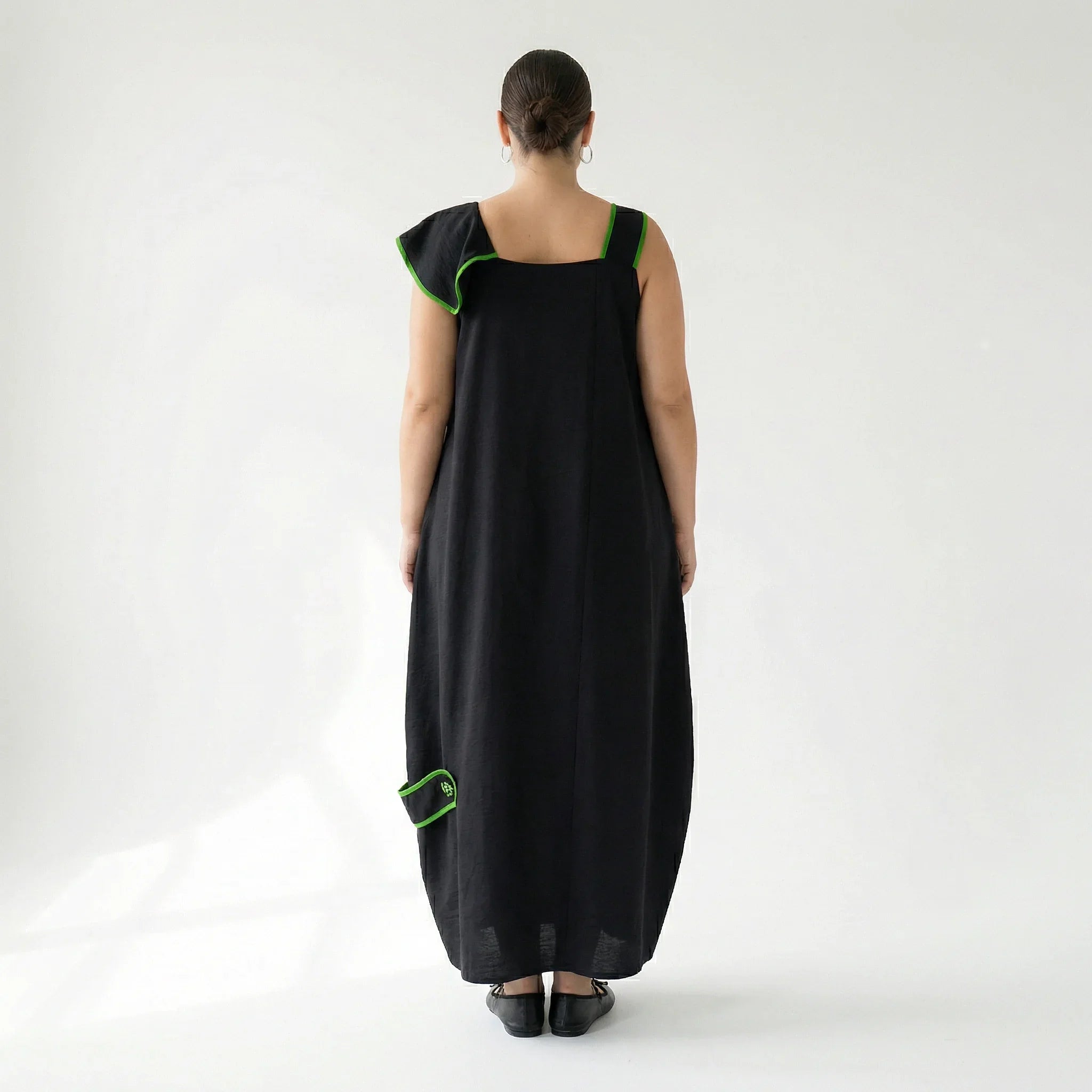 Damen Kleid schwarz-grün LUANI Avantgarde Maxikleid Baumwolle mit Stickerei, EU 40 bis 48