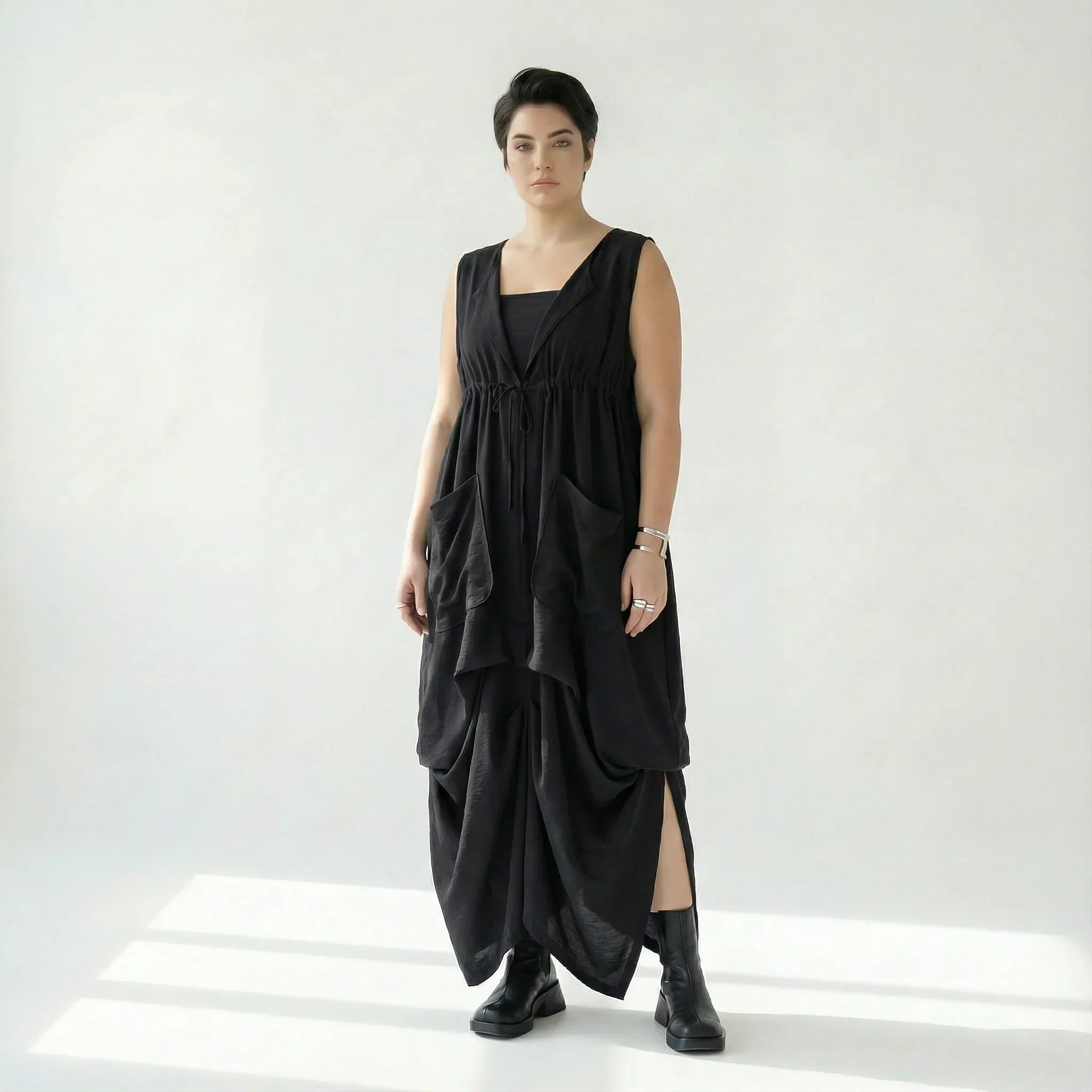 Caraclan Damen Kleid Schwarz Viskose Baumwolle, Ballonschnitt, Bindetail, Taschen, EU 38 bis 50 – Avantgarde Mode
