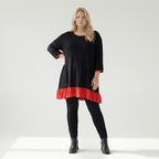 A-FormShirt in schwarzrotem Jersey aus Viskose mit Rundhals Dreiviertelarm Taschen Saum