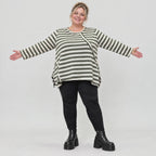 Langarmshirt in Creme/Dunkelgrün mit A-Linie aus warmem Stretchjersey und Faltennahtmuster