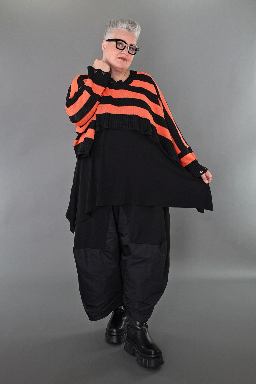  AKH Premium Überwurf in kastiger Form, aus Baumwolle, P1007.2537, Schwarz/Orange, Schick