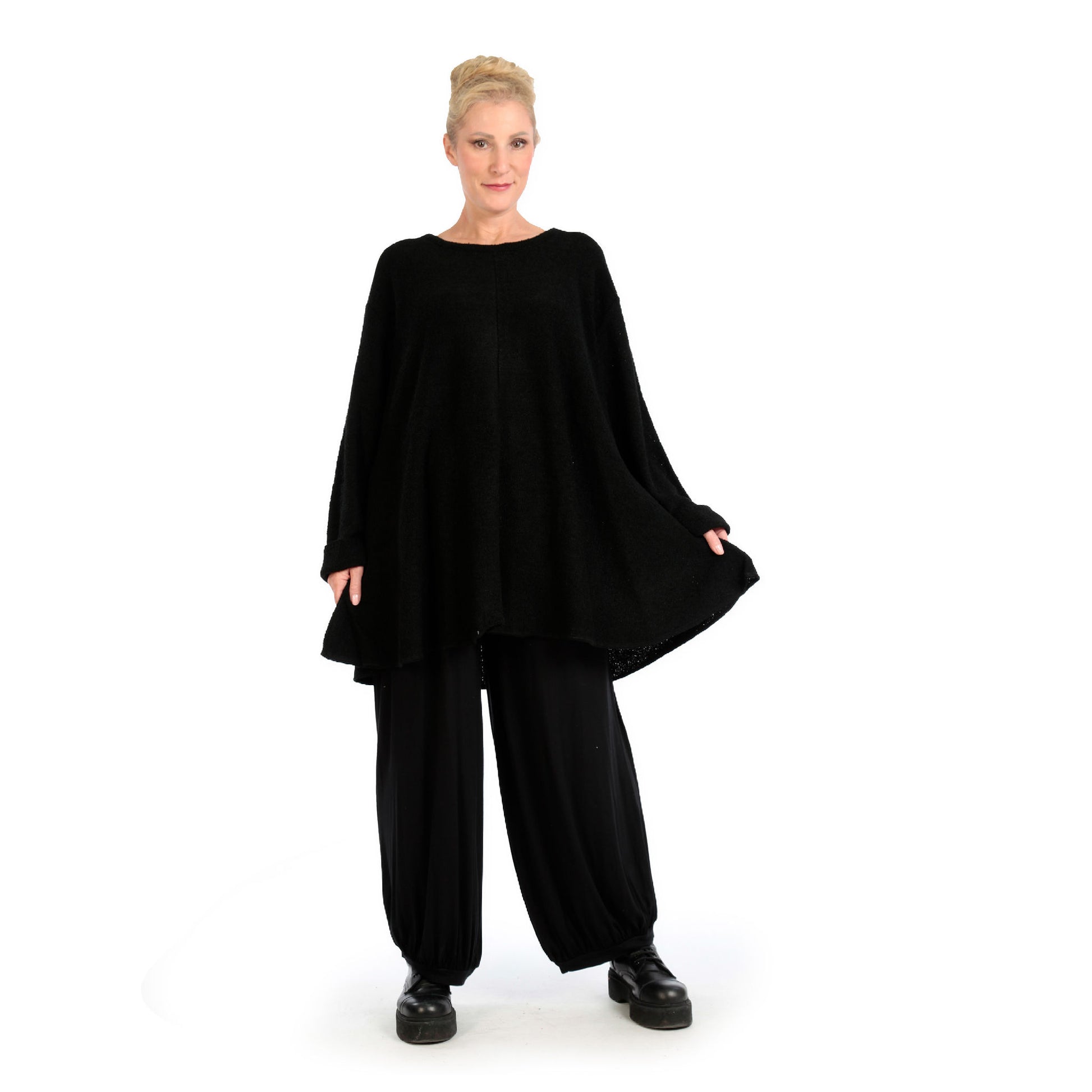  Shirt von AKH Fashion aus Materialmix in Glocken-Form, 1133.01892, Schwarz, Ausgefallen