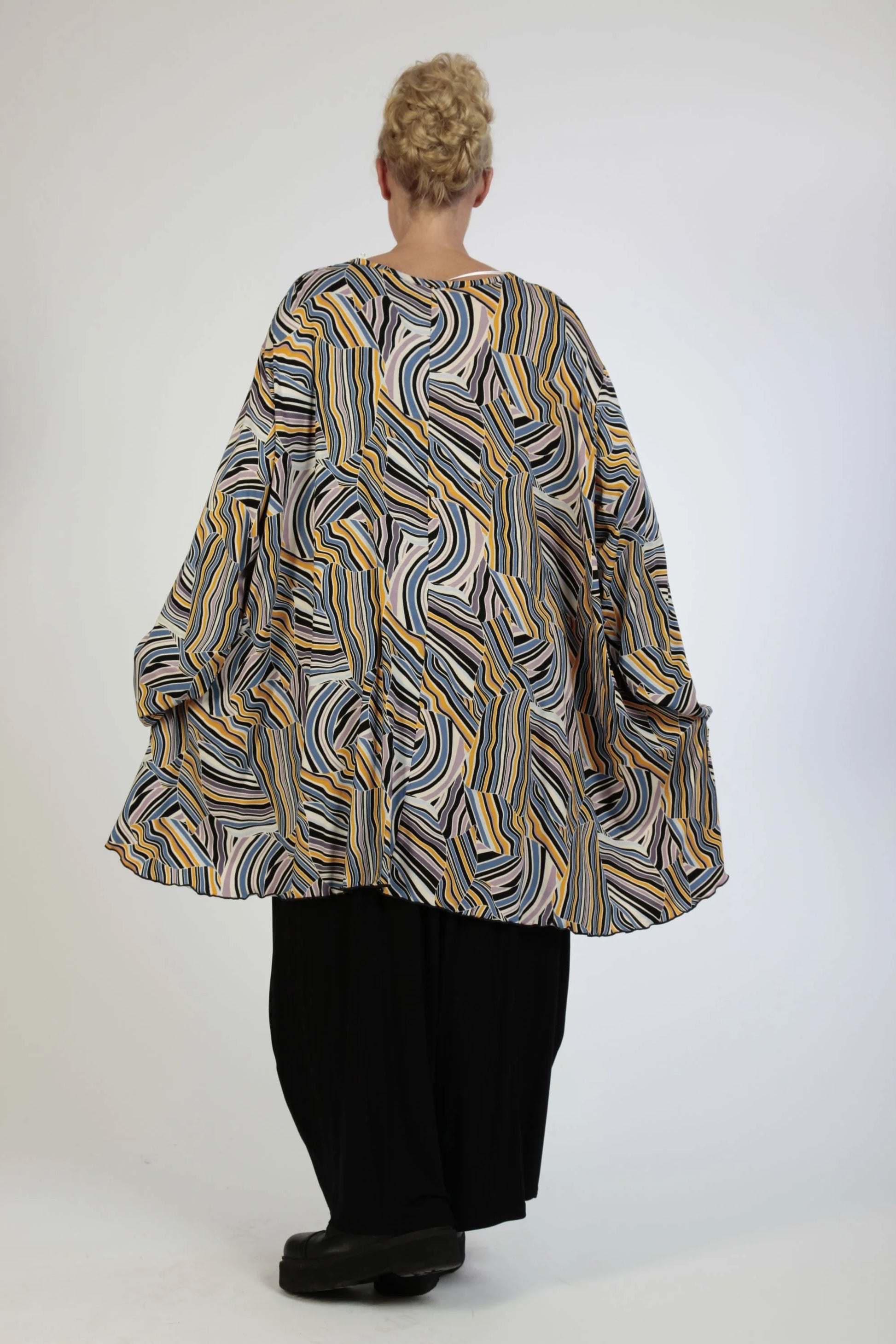  A-Form Bigshirt von AKH Fashion aus Viskose, 1169.06866, Blau-Gelb-Flieder, Schick, Modern