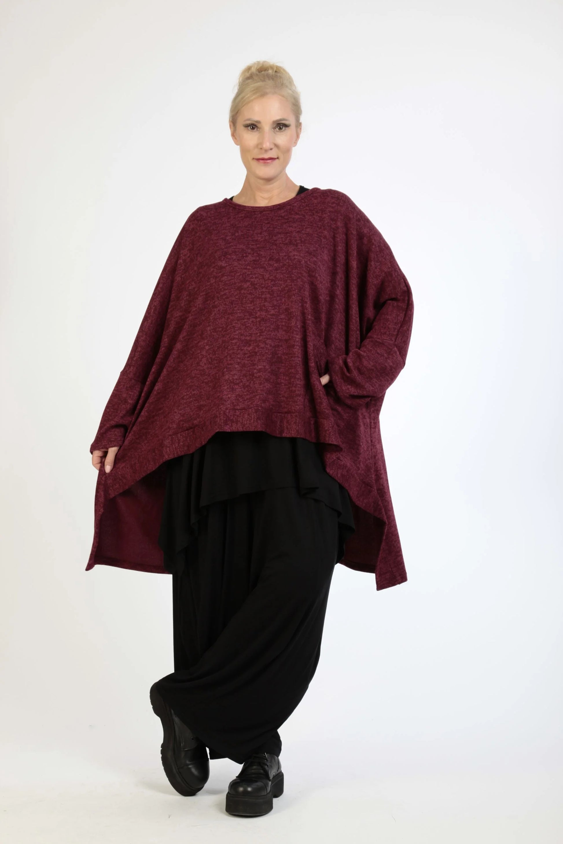  Bigshirt von AKH Fashion aus Polyester in Vokuhila-Form, 1179.06861, Weinrot, Schick, Modern