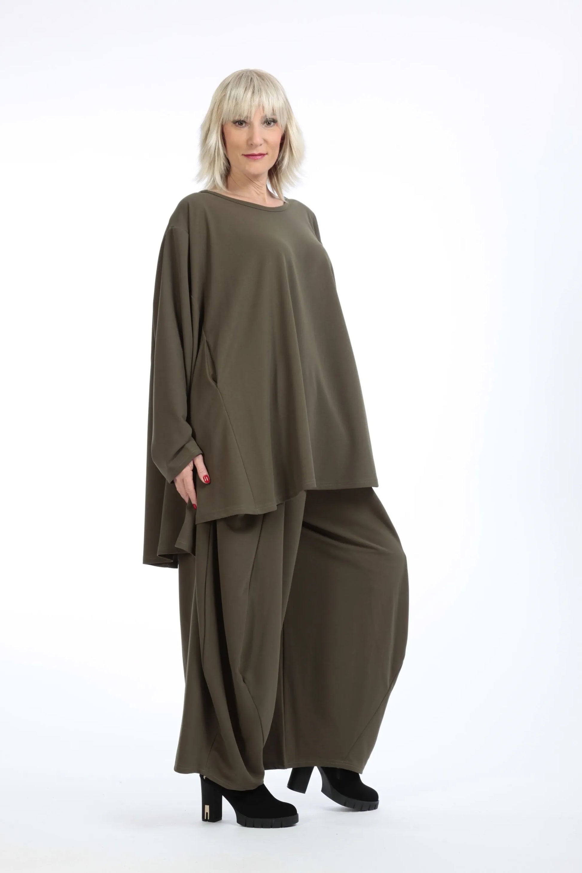  A-Form Bigshirt von AKH Fashion aus Materialmix, 1202.00593, Olive, Unifarben, Ausgefallen