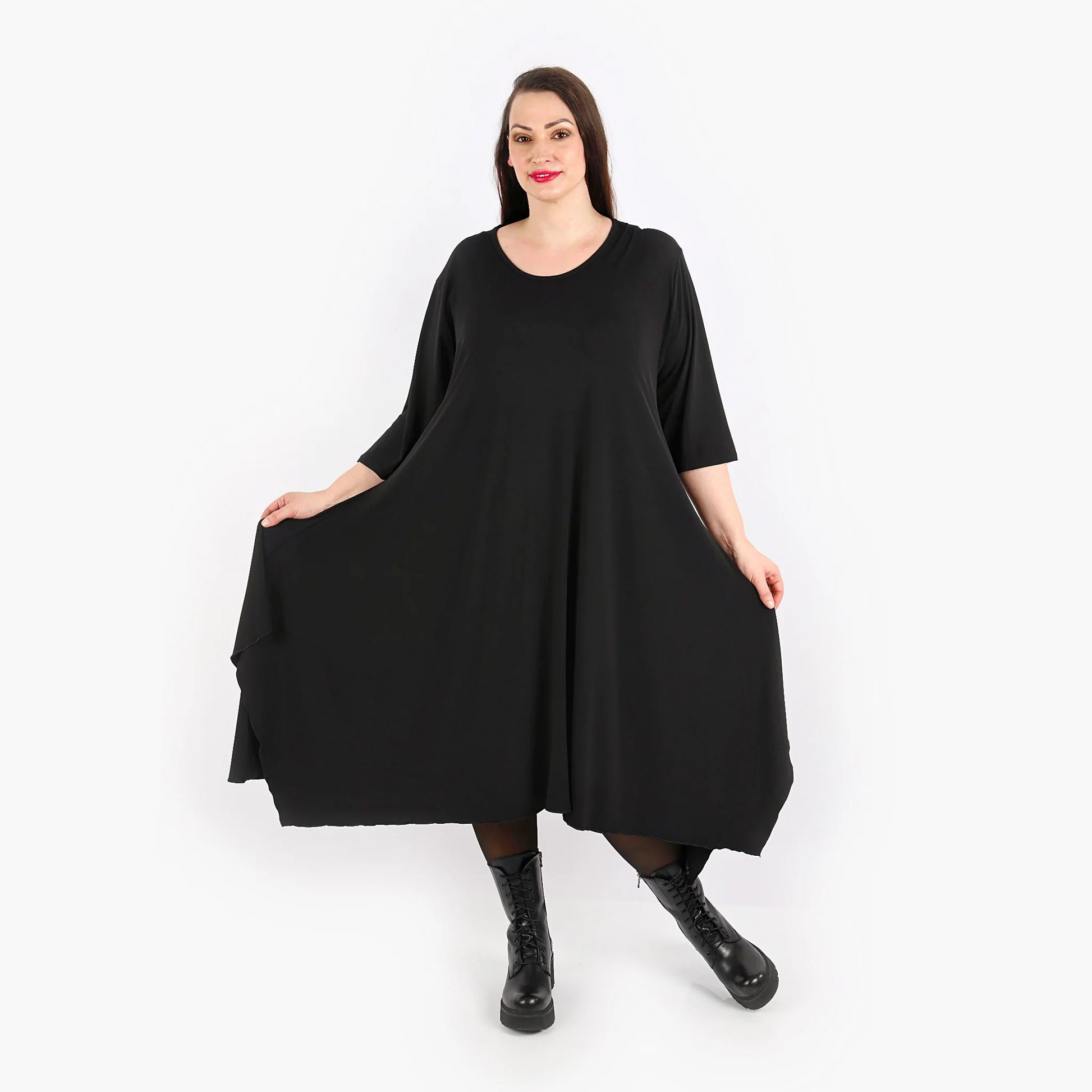  Schwarzes A-Form Kleid mit 3/4-Ärmeln aus weichem, stretchigem Slinky-Material für Plus Size