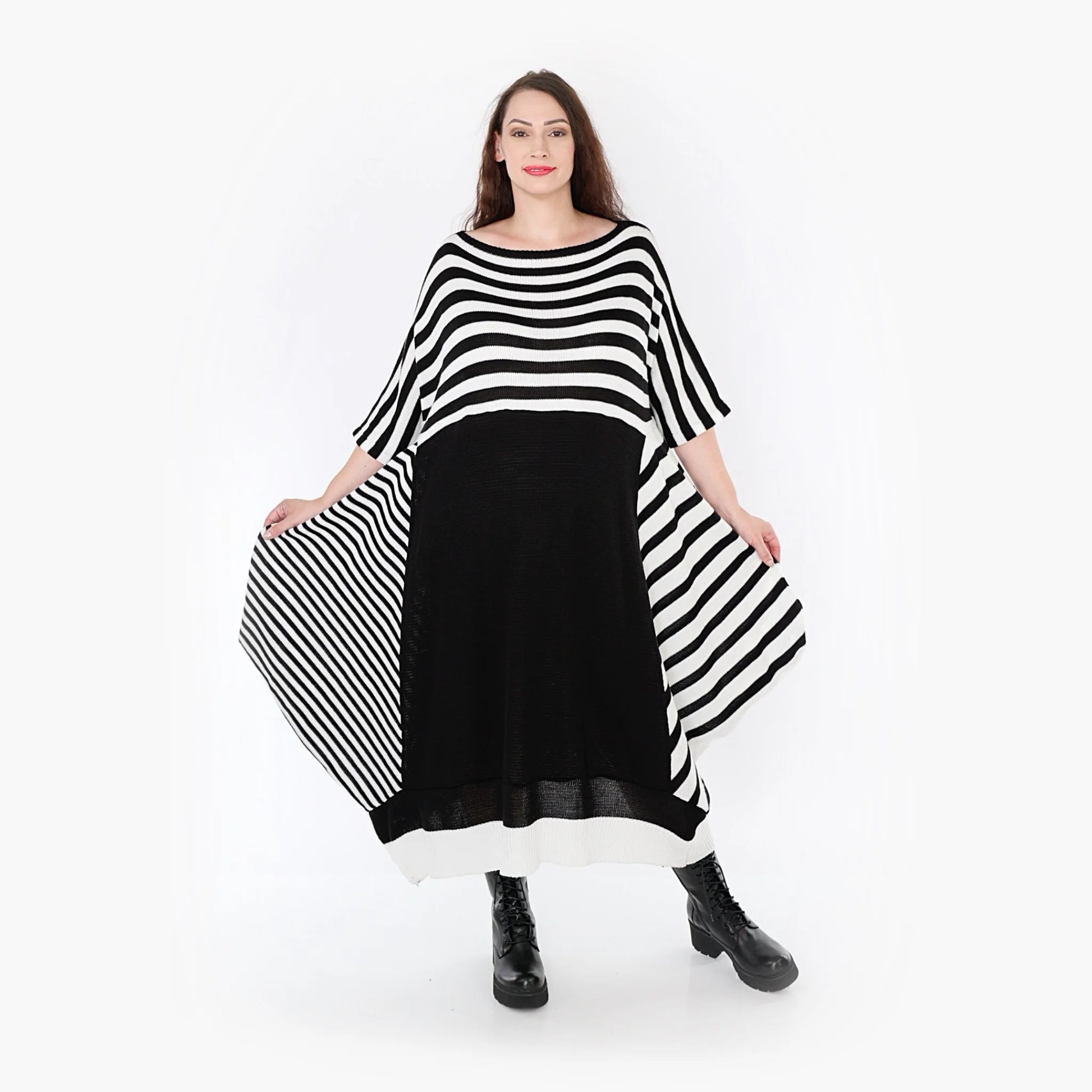  A-Form Kleid mit langen Ärmeln und Blockstreifen in Schwarz für Plus Size im lässigen Look