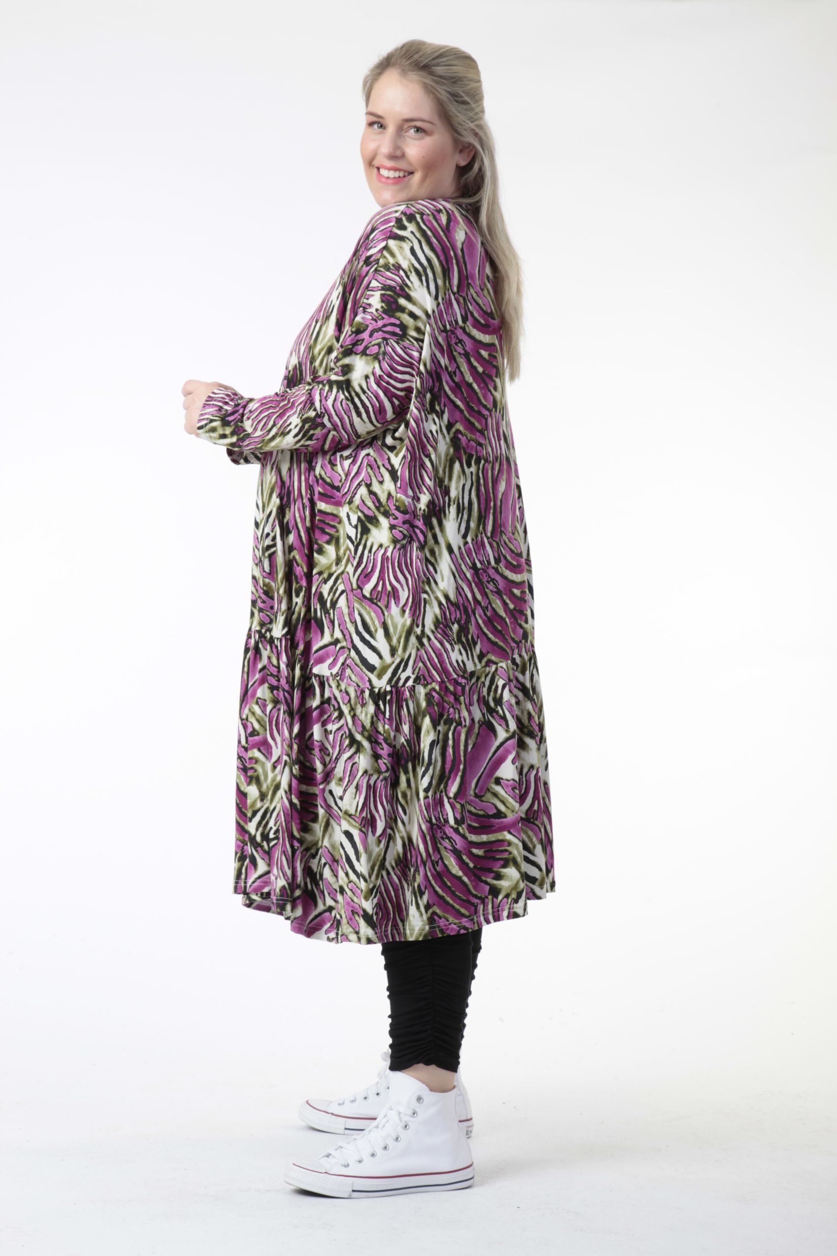  Bigshirt von AKH Fashion aus Viskose in gerader Form, 0733.06363, Natur-Lila, Schick, Modern