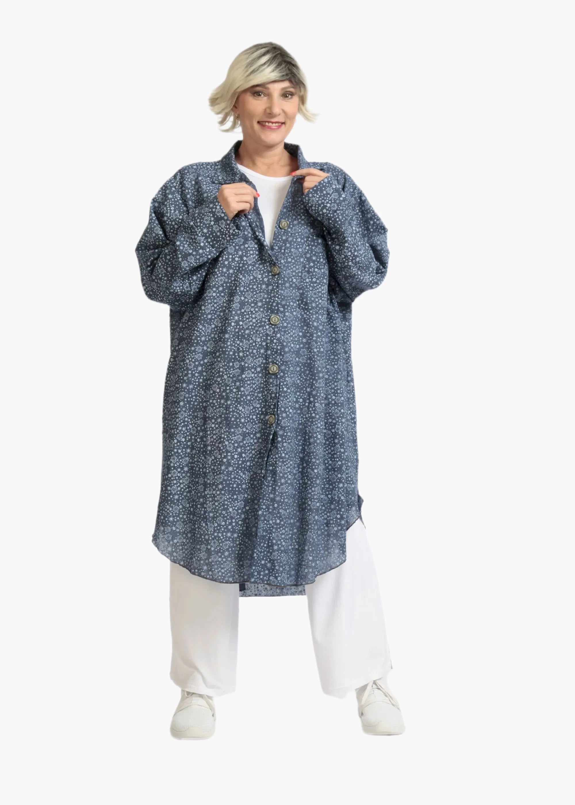  AKH Fashion Bluse in gerundeter Form, aus Baumwolle, 1088.06676, Jeansblau, Blumen