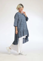  AKH Fashion Bigshirt in Vokuhila-Form, aus Baumwolle, 1088.06837, Jeansblau, Blumen, Schick