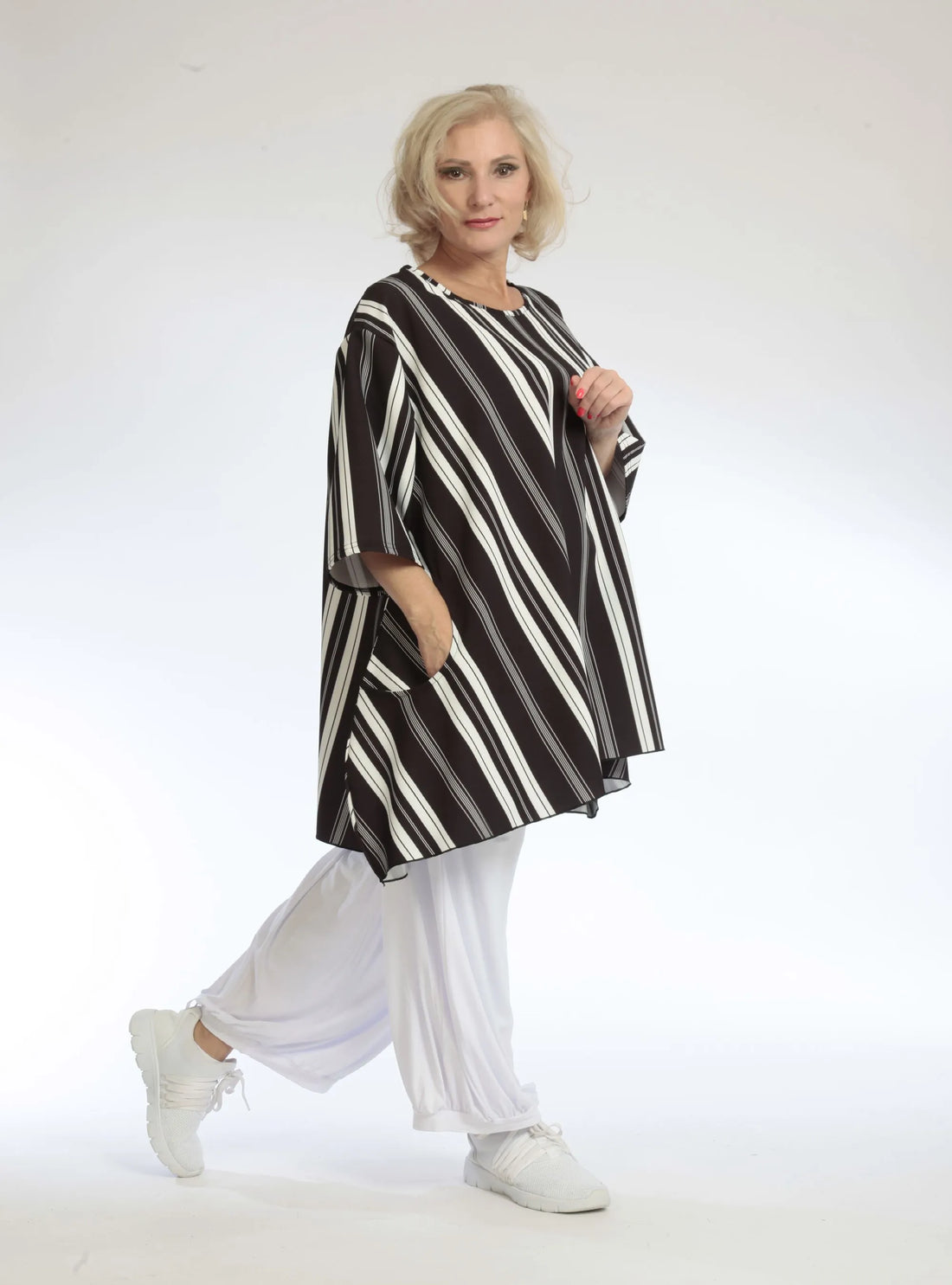  A-Form Bigshirt von AKH Fashion aus Viskose, 1108.06622, Streifen-Schwarz, Streifen, Schick