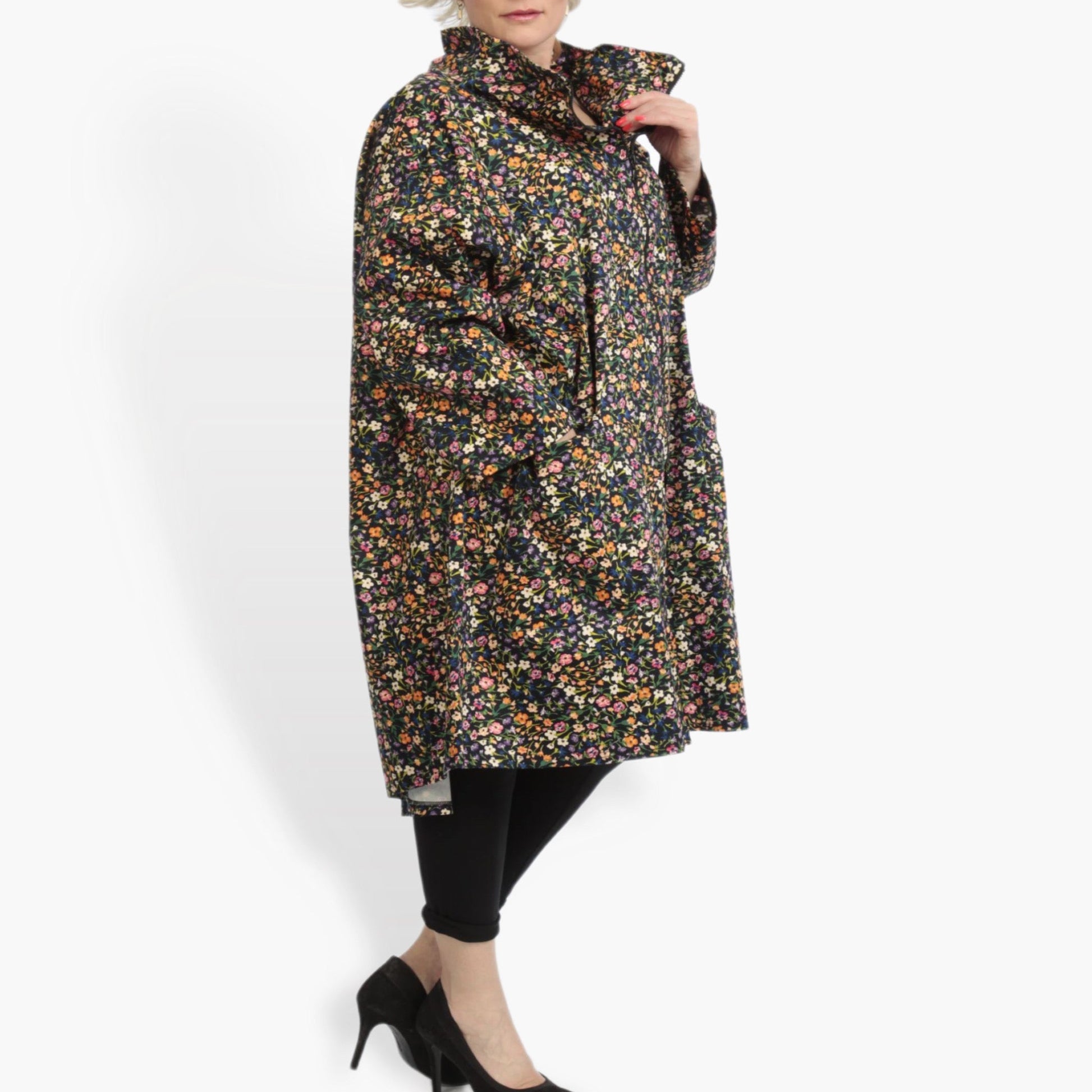  Stylischer Plus Size Mantel mit geradem Schnitt und trendigem Blumenmuster in Schwarz-Multi