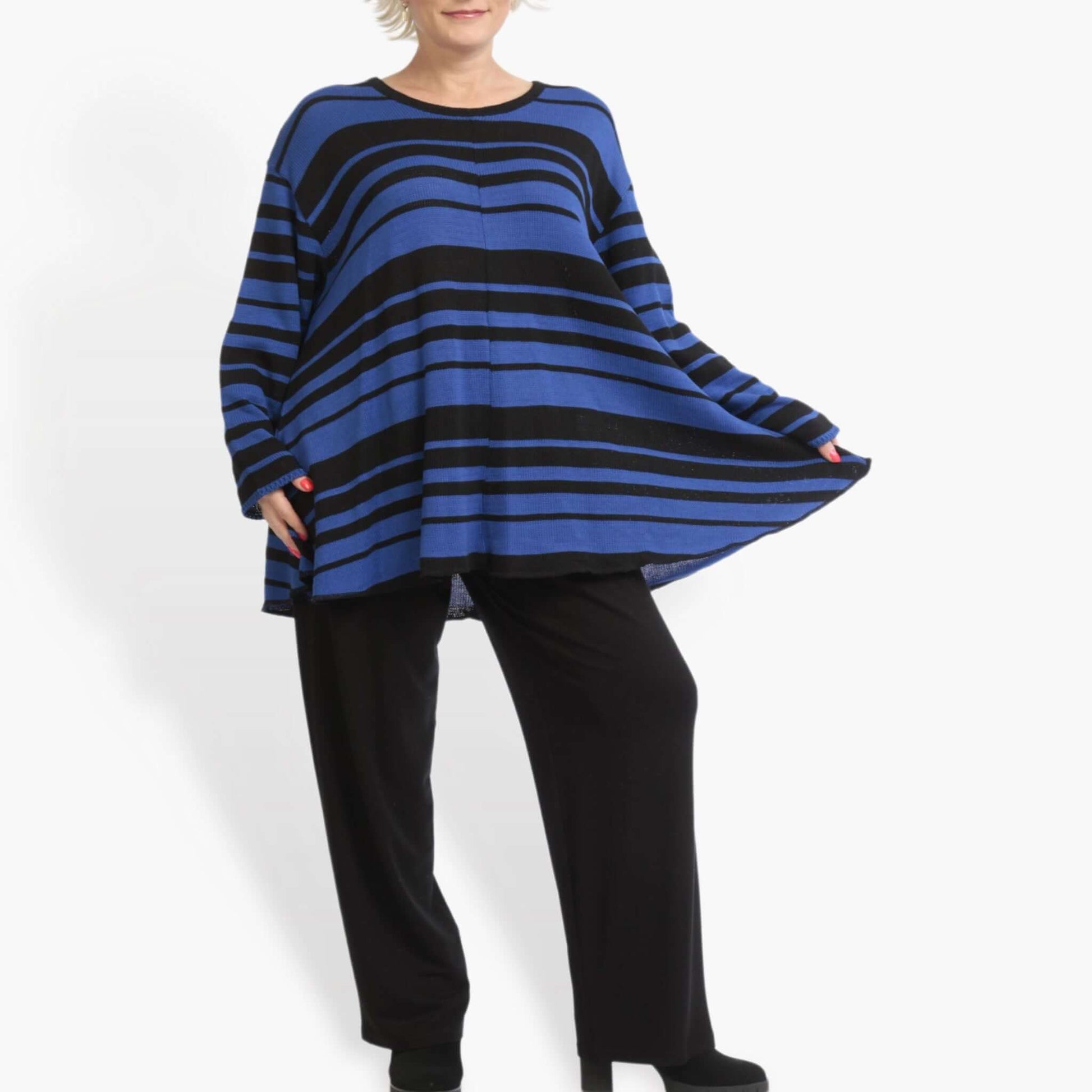  Oversized Pullover in Glocken-Form mit Blockstreifen in Schwarz und Blau für lässigen Stil