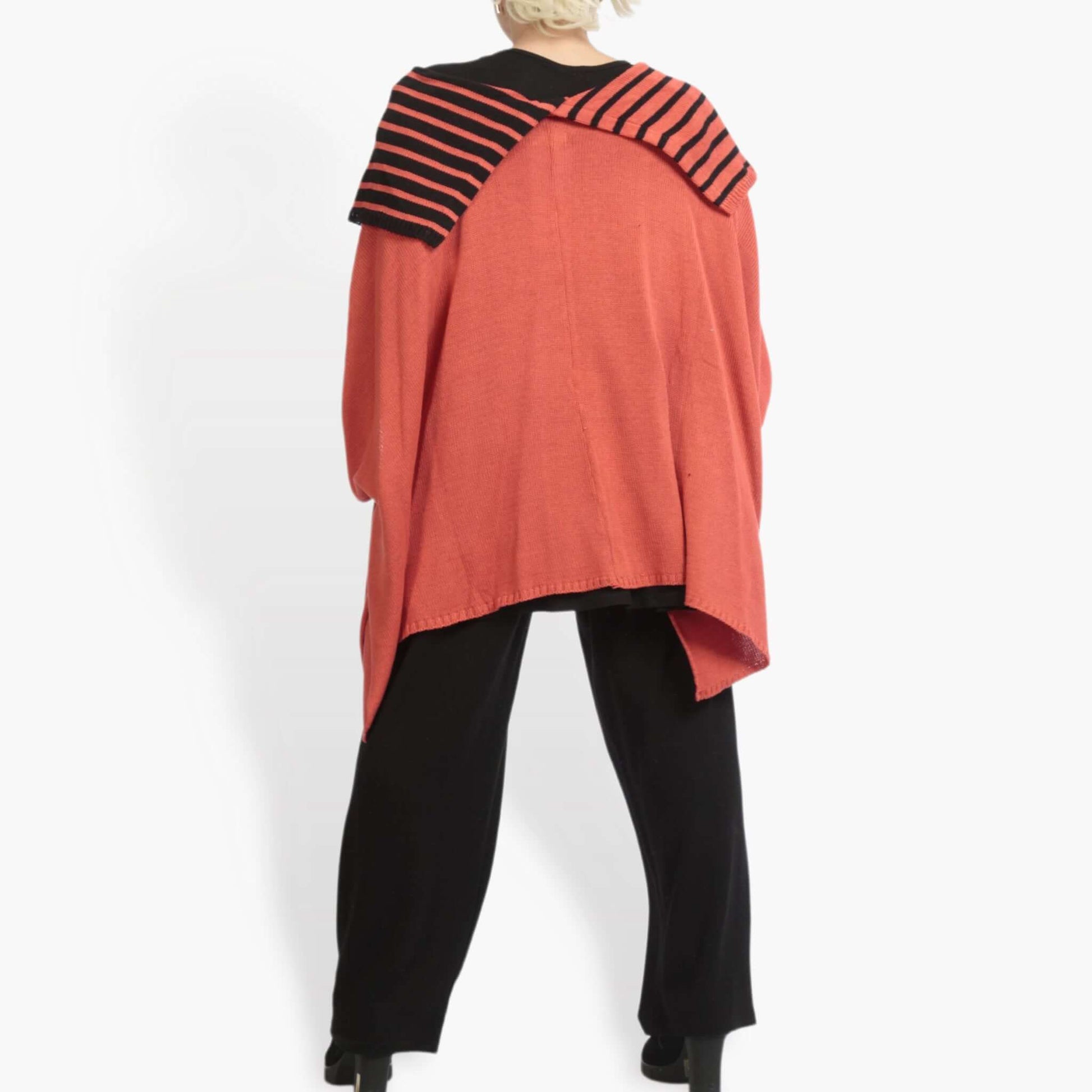  Pullover von AKH Fashion aus Baumwolle in kastiger Form, 0878.02050, Rot-Schwarz, Schick