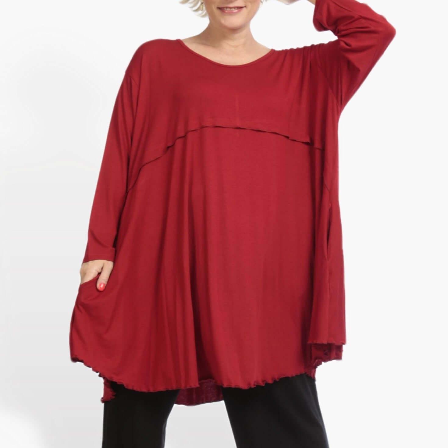  A-Form Shirt in zeitlosem Rot mit lässigem Oversize-Schnitt und praktischen Seitentaschen für Plus Size