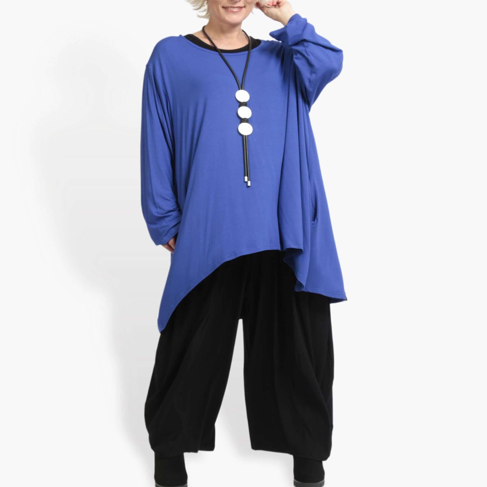  Shirt von AKH Fashion aus Viskose in Vokuhila-Form, 0887.06589, Royalblau, Schick, Modern