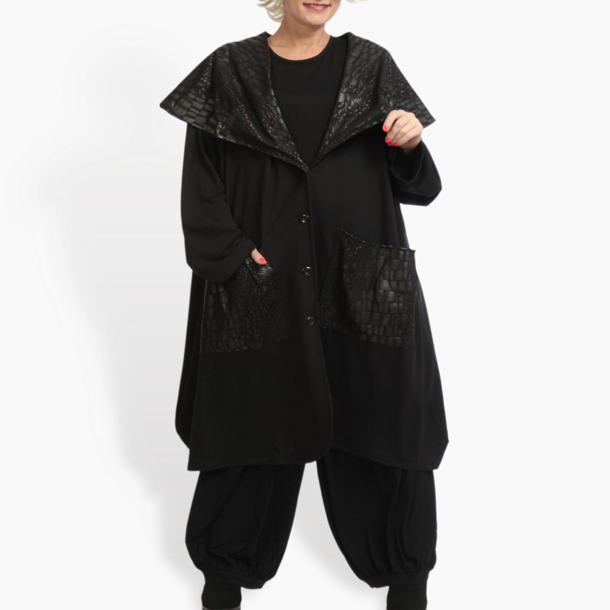  Vielseitige Ballonjacke im trendigen Lagenlook aus weicher Viskose mit reptilienartigem Muster für Plus Size