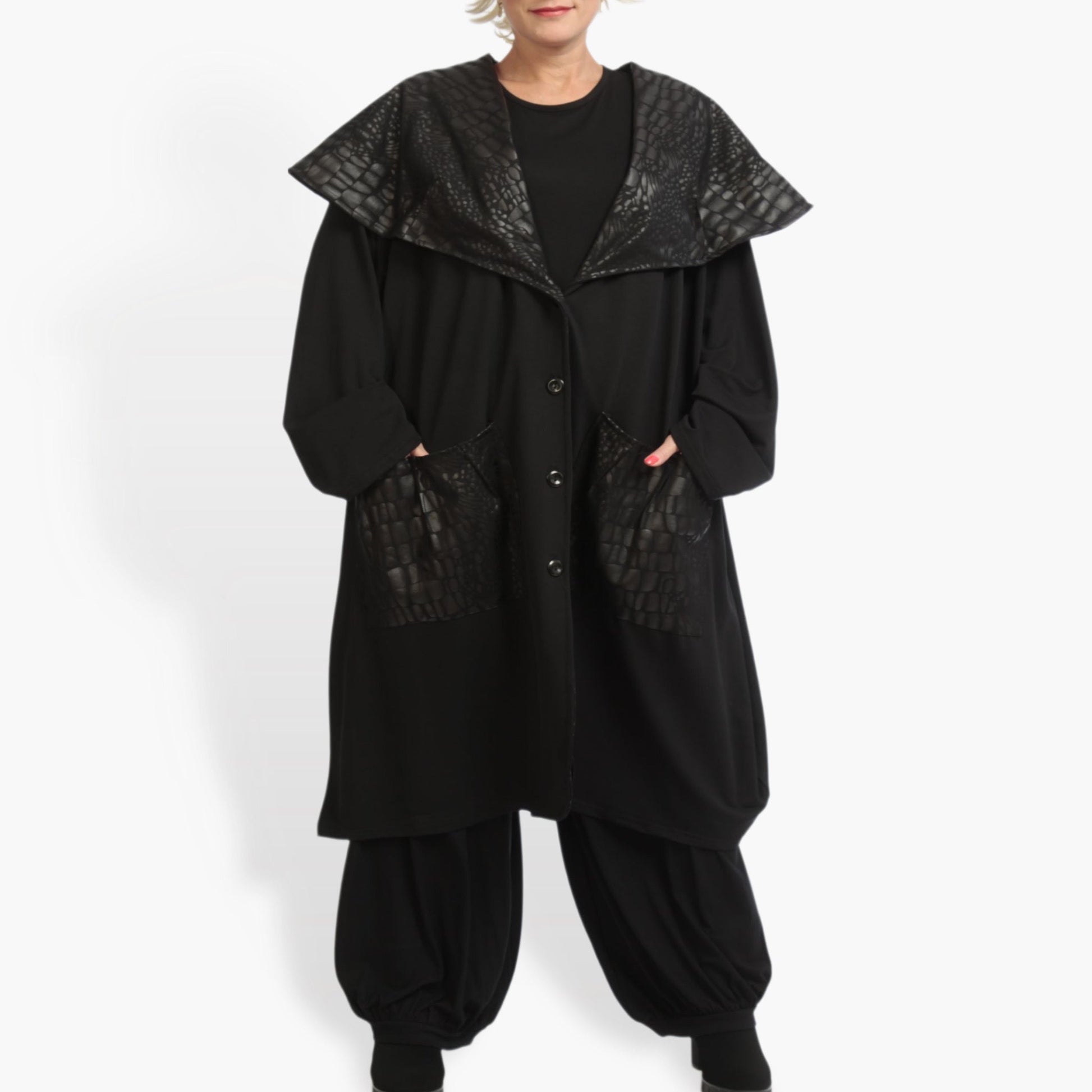  Vielseitige Ballonjacke im trendigen Lagenlook aus weicher Viskose mit reptilienartigem Muster für Plus Size