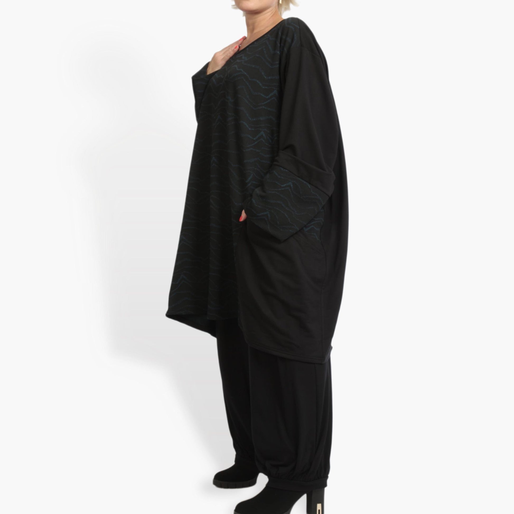  Bigshirt von AKH Fashion aus Viskose in gerader Form, 0932.06660, Schwarz-Blau, Ausgefallen