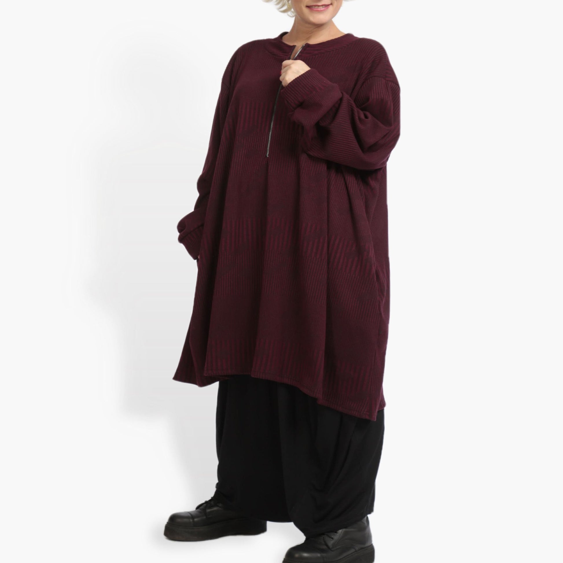  Kastiges Shirt in edlem Rot für herbstlichen Lagenlook, lässiger Rundhalsausschnitt für Plus Size