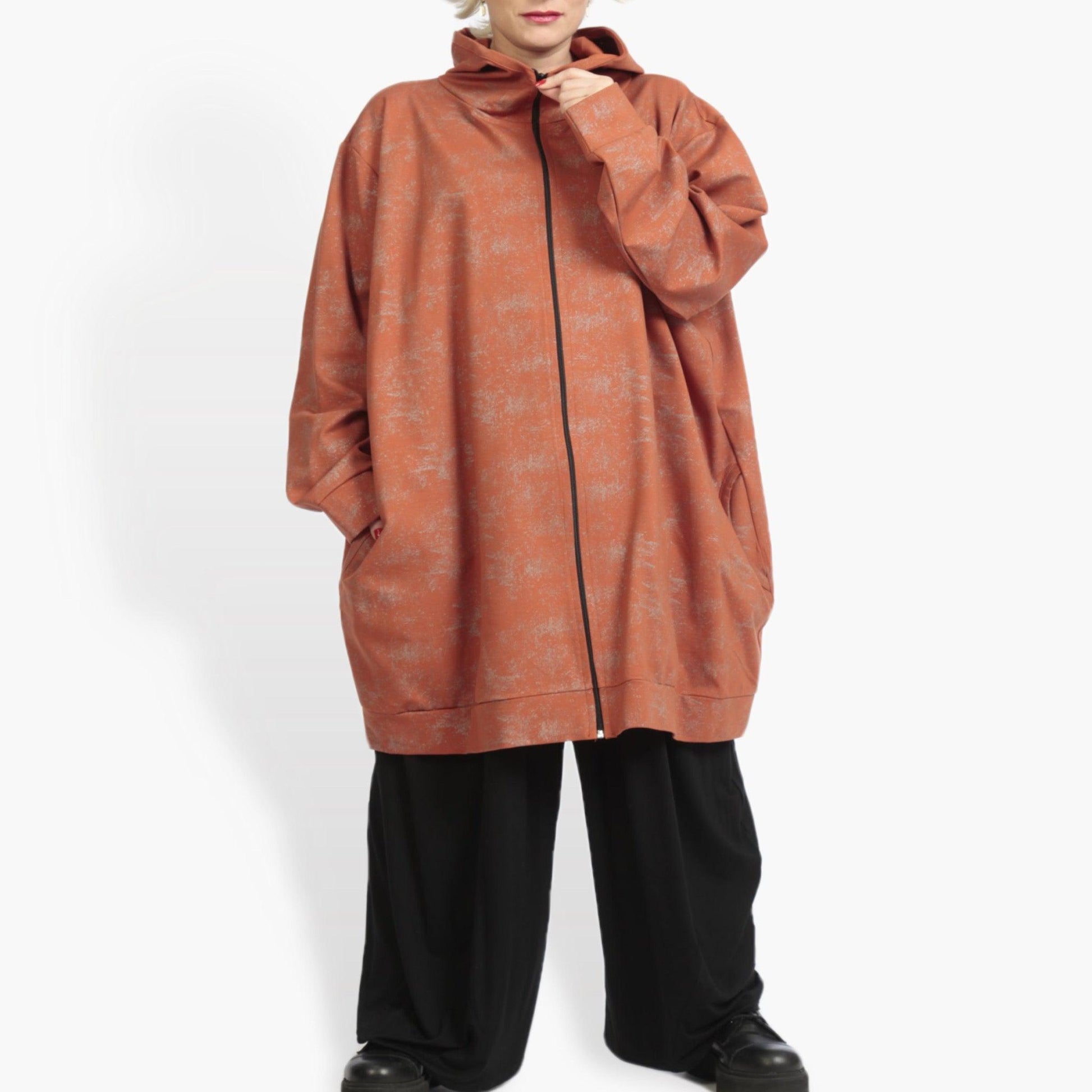  Ballonjacke in Terracotta aus hochwertigem Romanit Jersey für stilvollen Lagenlook und Plus Size